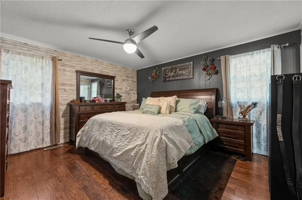 25 Dubignon Drive Toccoa, GA 30577