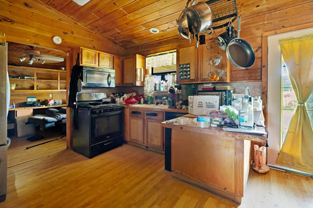 1251 County Road 2232 Detroit, TX 75436