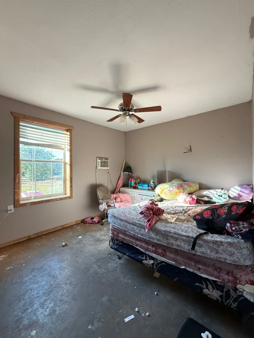 1633 Kay Lane Reno, TX 76020