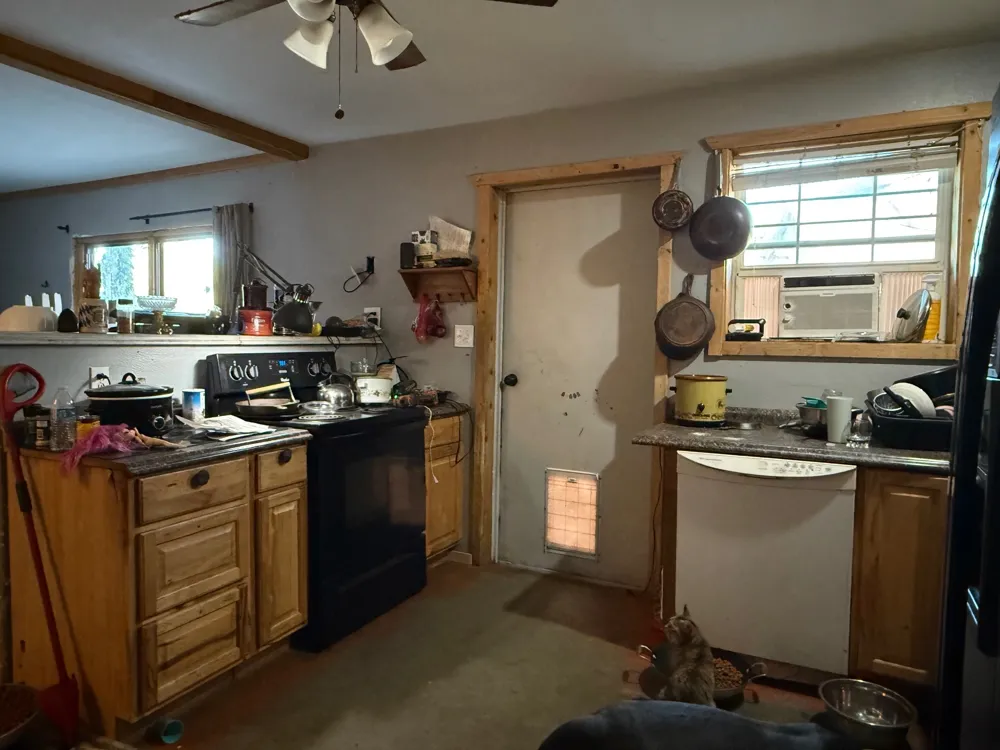 1633 Kay Lane Reno, TX 76020