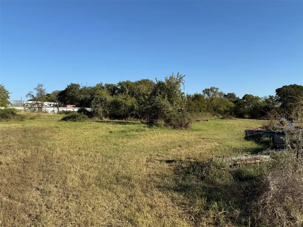 1633 Kay Lane Reno, TX 76020