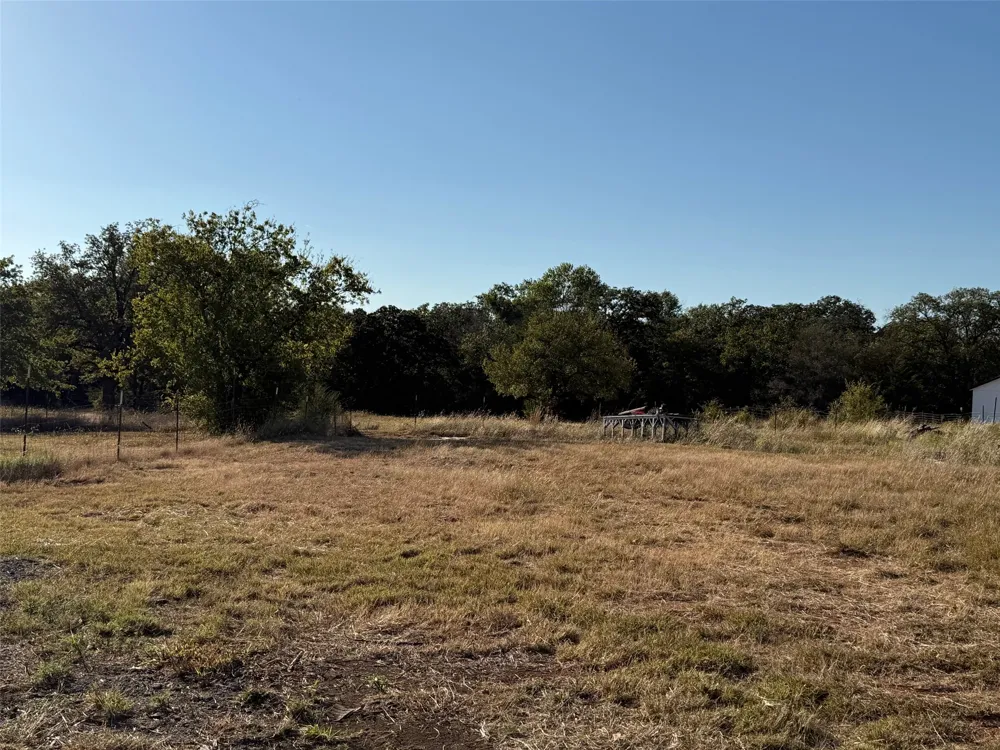 1633 Kay Lane Reno, TX 76020