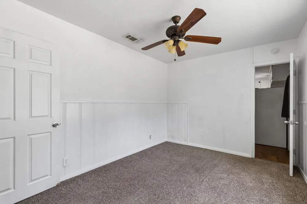3504 Katrine Street Haltom City, TX 76117