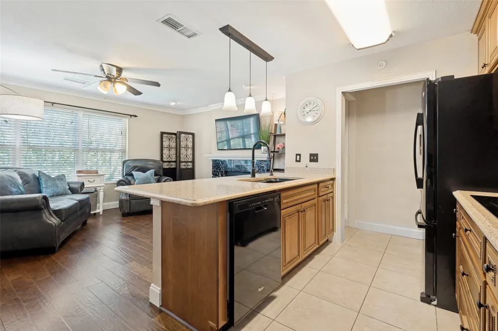 236 Samuel Boulevard #2 Coppell, TX 75019