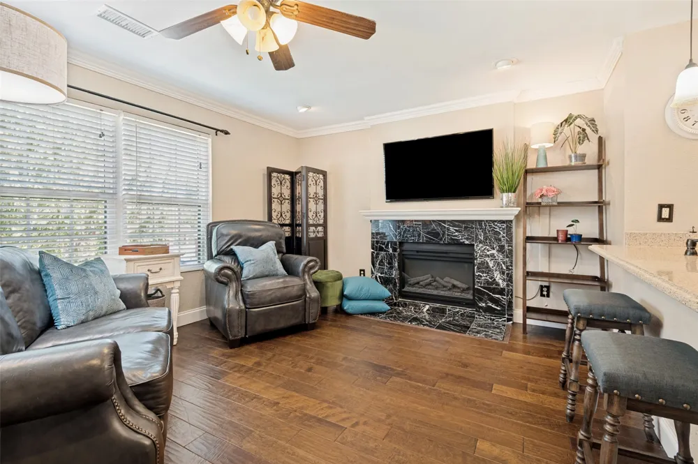 236 Samuel Boulevard #2 Coppell, TX 75019