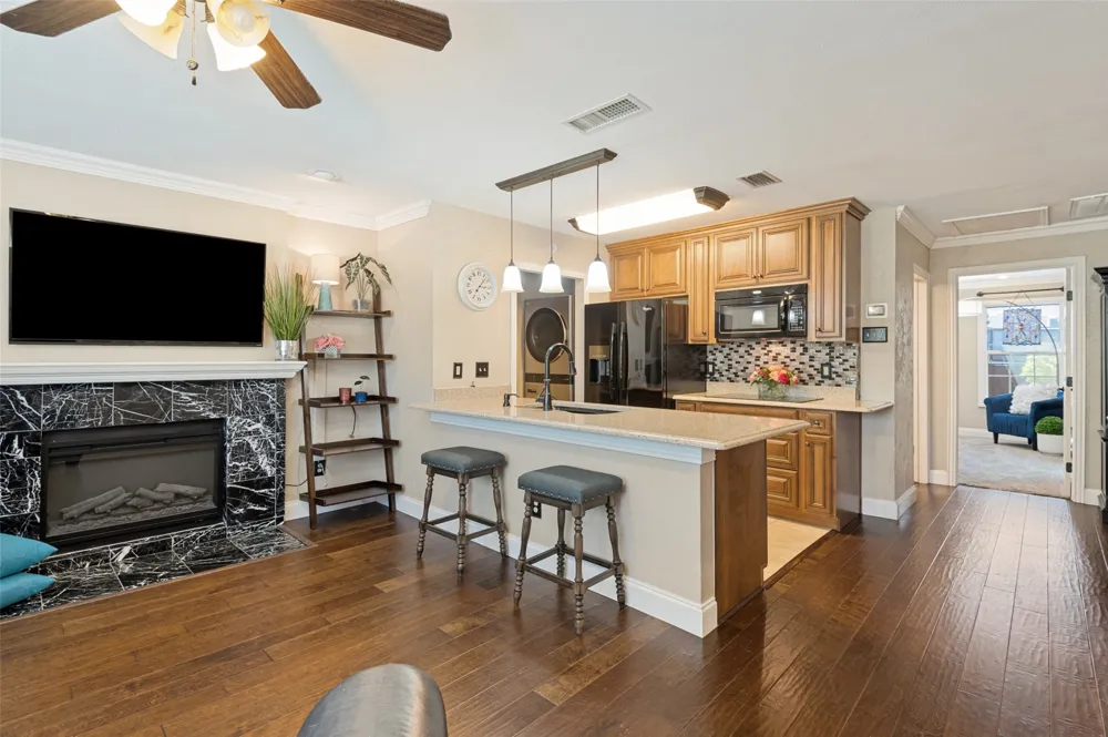 236 Samuel Boulevard #2 Coppell, TX 75019