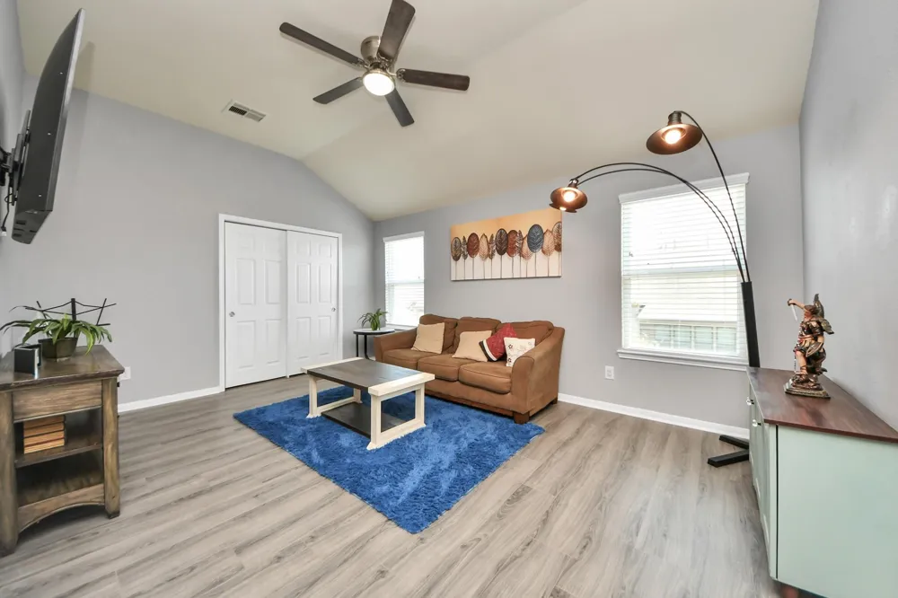 32655 Timber Point Drive Brookshire, TX 77423