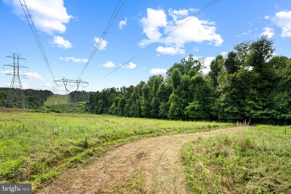 14002 LONGNECKER Reisterstown, MD 21136