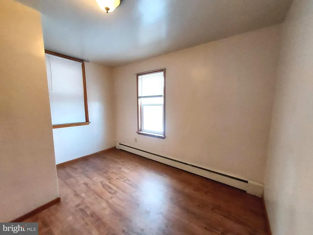 213 LINCOLN WAY W New Oxford, PA 17350