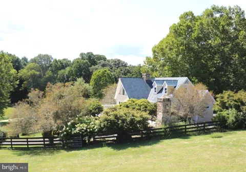 9078 KNOLL RUN LANE