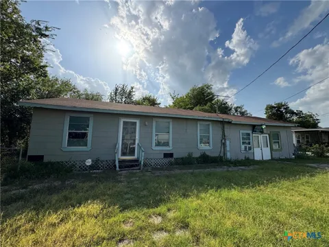 415 Creswell Drive