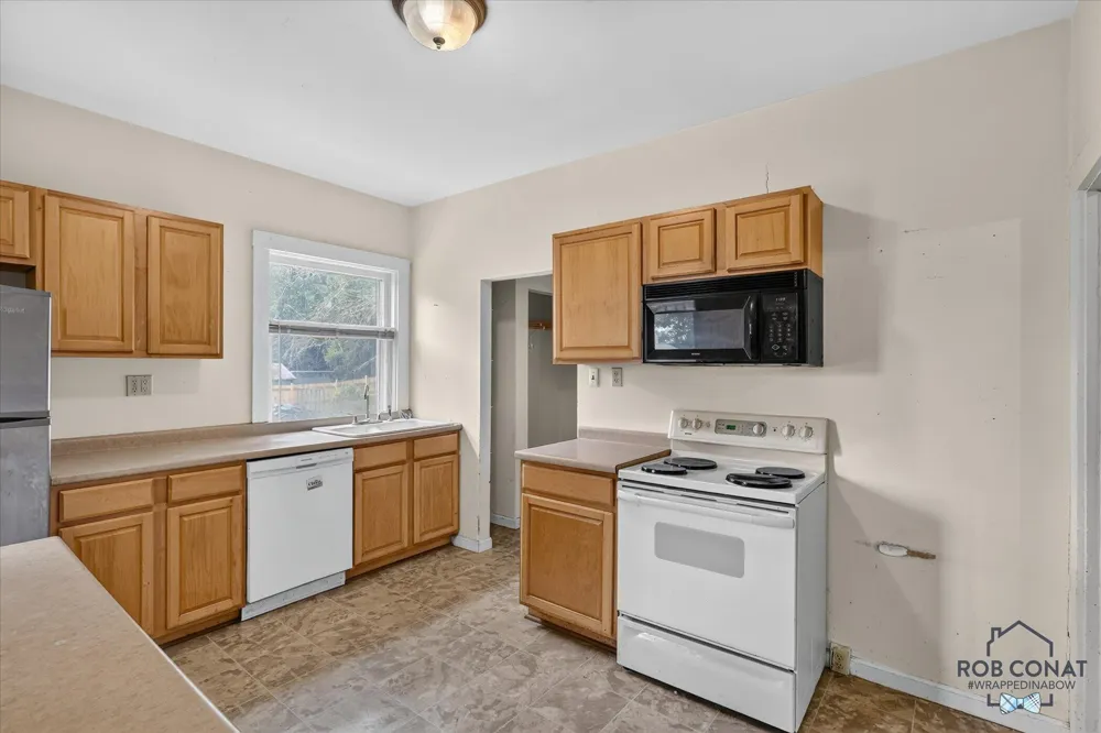 445 State Street Ionia, MI 48846