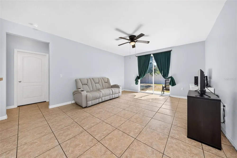 5590 SILVER THISTLE LANE St Cloud, FL 34772