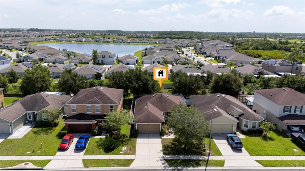 5590 SILVER THISTLE LANE St Cloud, FL 34772