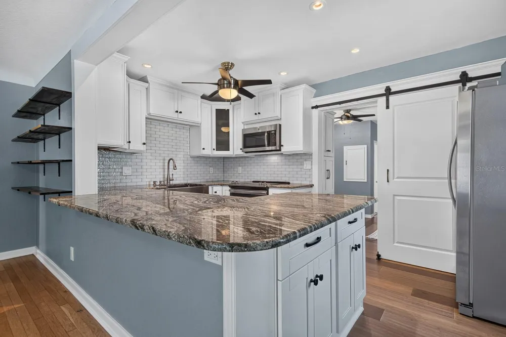 5119 29TH AVENUE St Petersburg, FL 33710