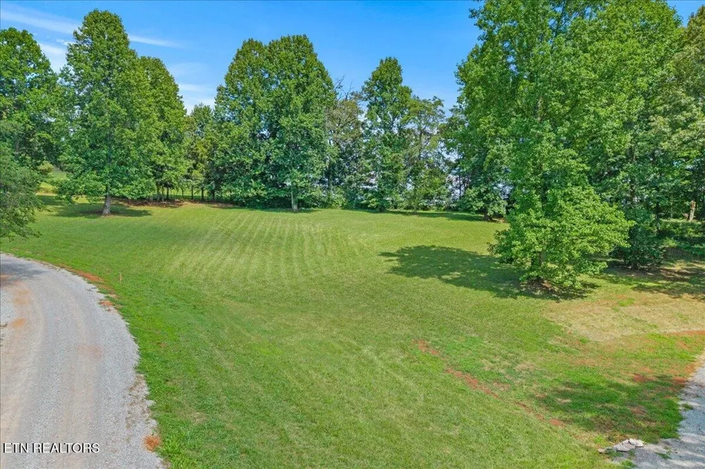 250 Brunner Rd Sweetwater, TN 37874