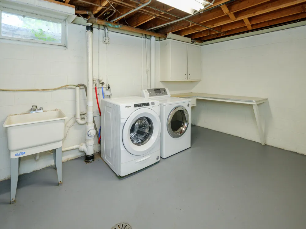 2222 Aberdeen Drive Kalamazoo City, MI 49008