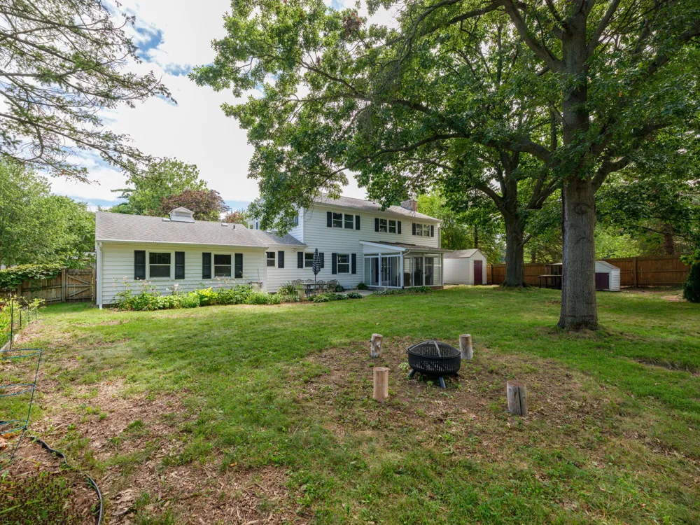 2222 Aberdeen Drive Kalamazoo City, MI 49008
