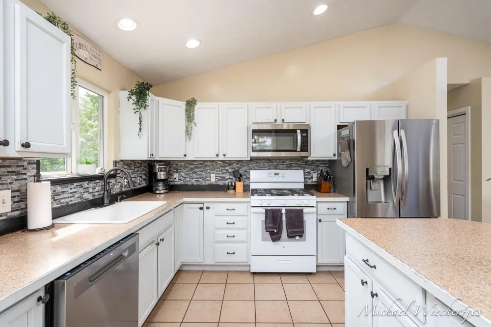 6998 Riverwood Drive Otisco Township, MI 48809