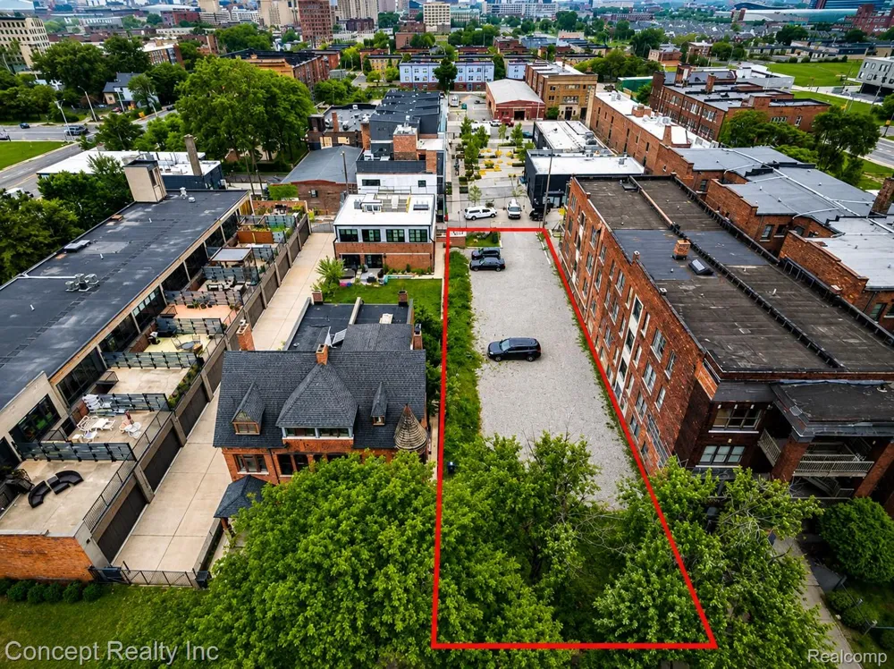 655 W ALEXANDRINE STREET Detroit City, MI 48201