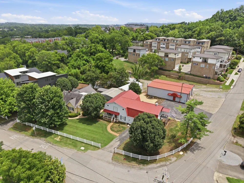 101 Demoss Road Nashville, TN 37209