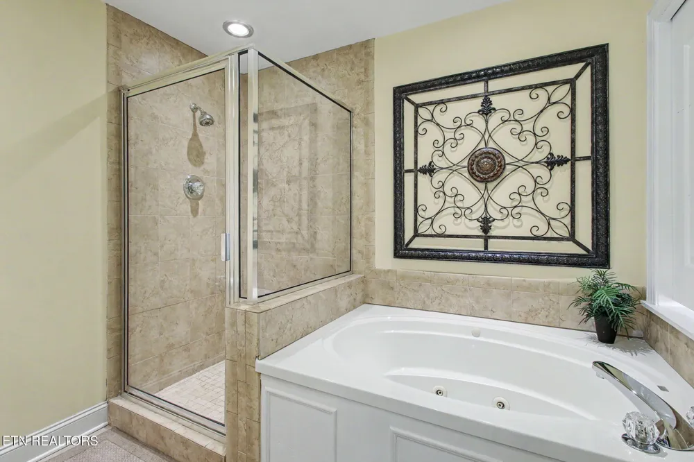 513 McCarter Rd #4M Gatlinburg, TN 37738