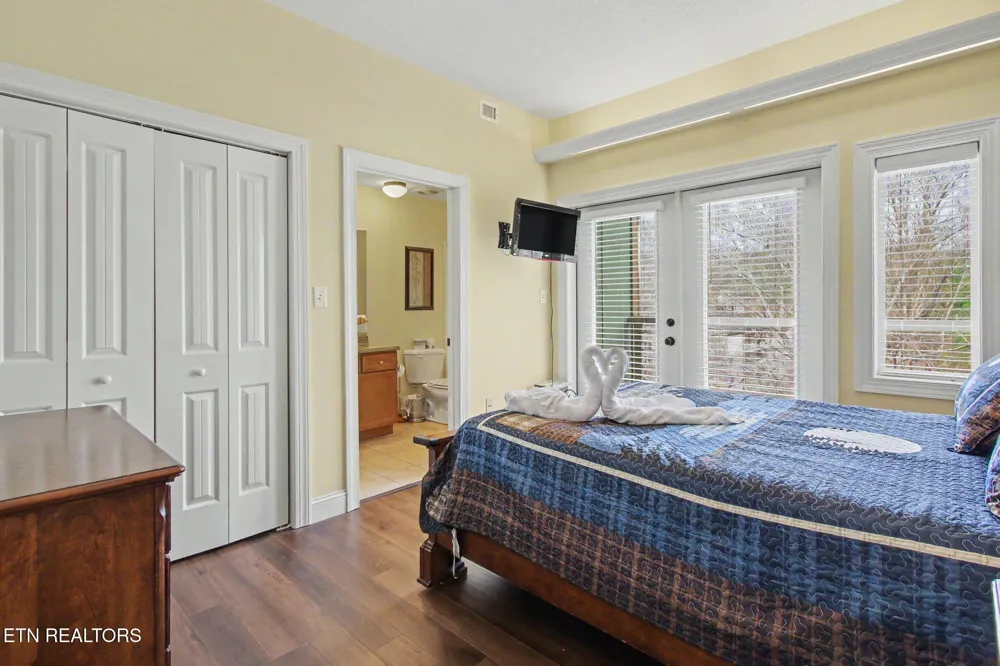 513 McCarter Rd #4M Gatlinburg, TN 37738