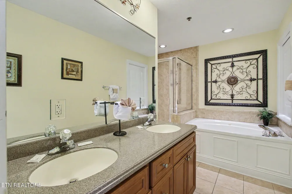 513 McCarter Rd #4M Gatlinburg, TN 37738