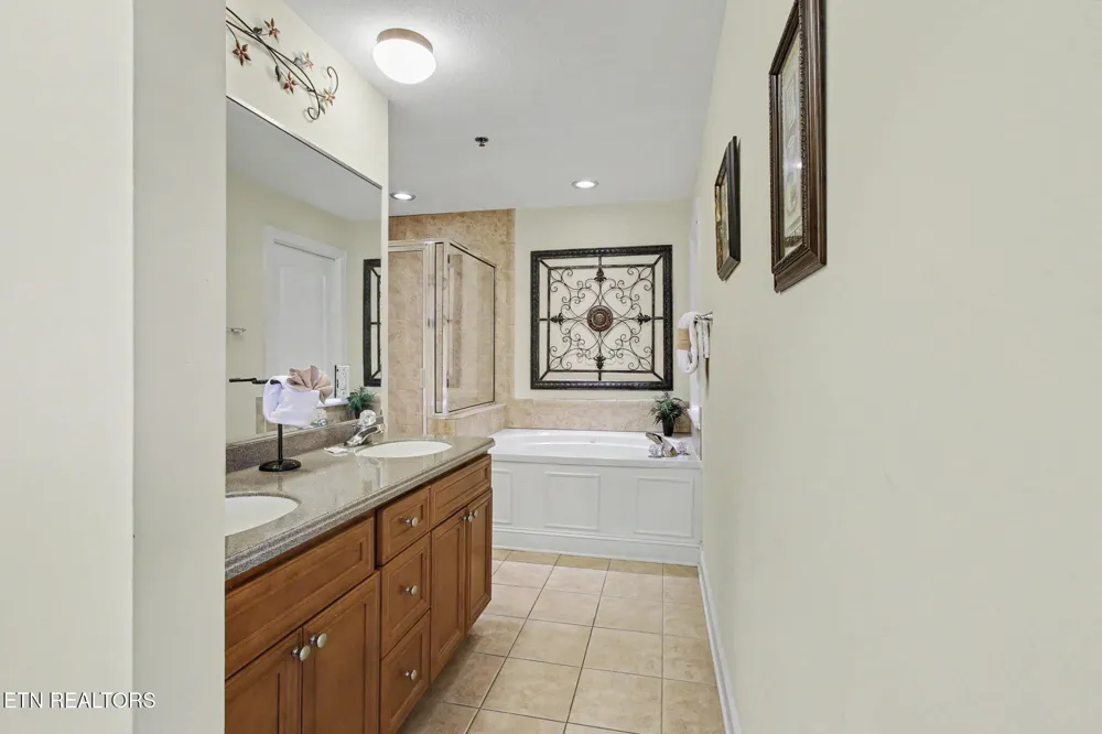 513 McCarter Rd #4M Gatlinburg, TN 37738