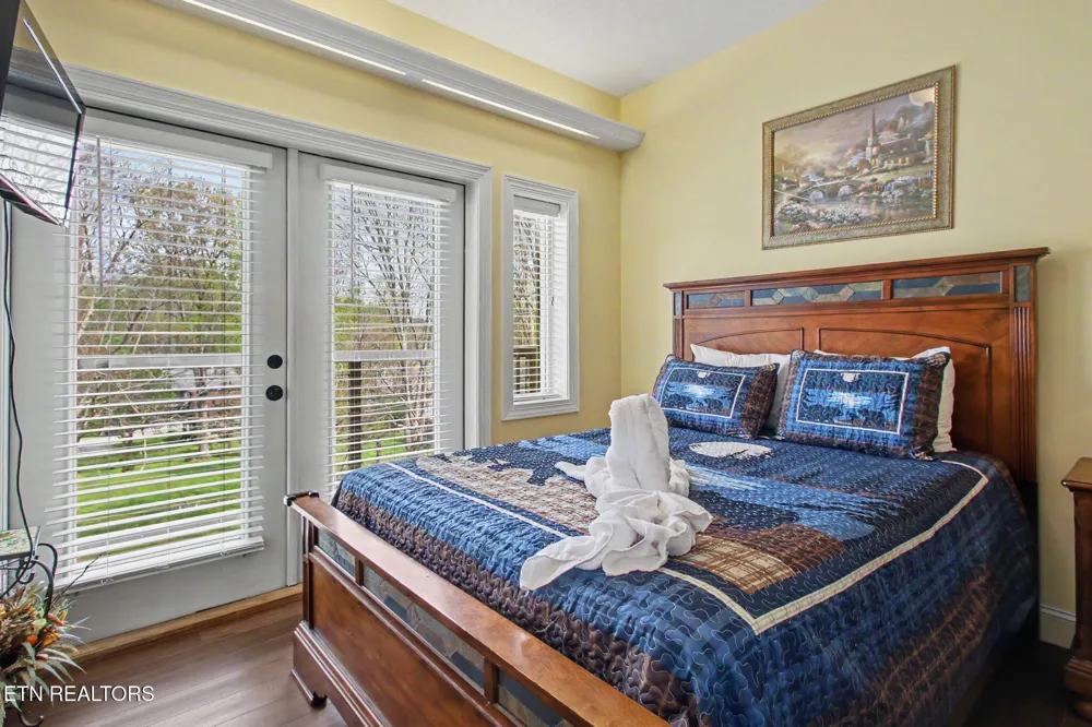 513 McCarter Rd #4M Gatlinburg, TN 37738