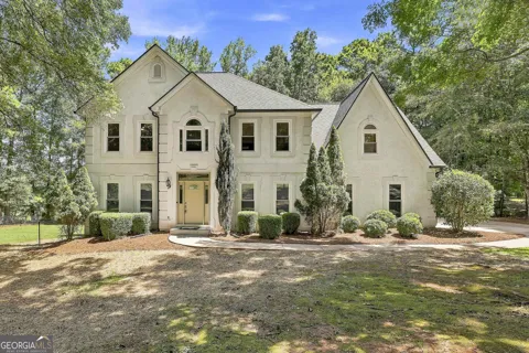 135 Golden Glen WAY