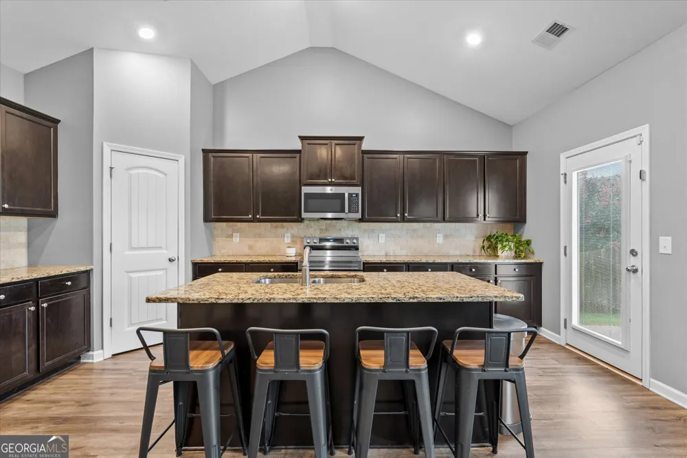 2559 Grayton Loop Villa Rica, GA 30180