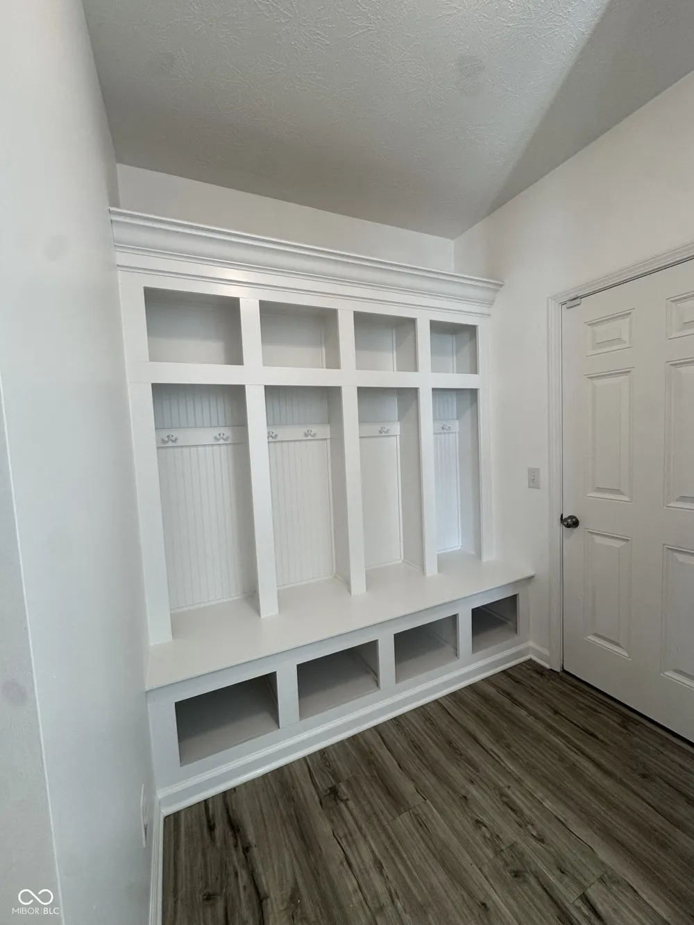 1296 Wood Thrush Court Greenwood, IN 46143