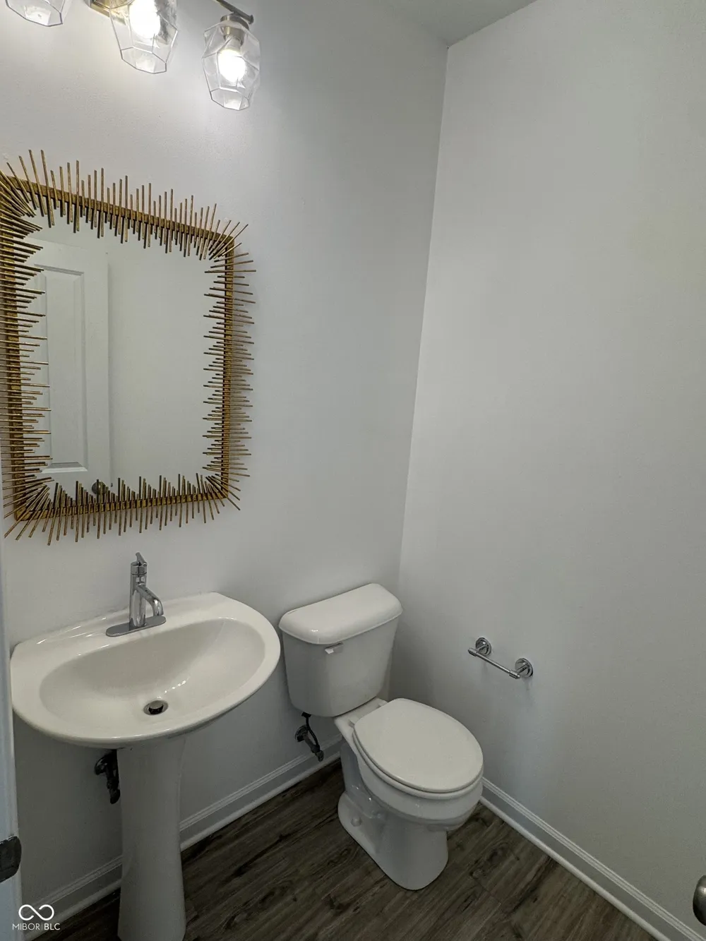 1296 Wood Thrush Court Greenwood, IN 46143