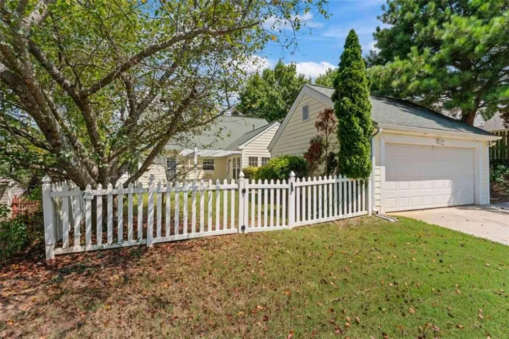 611 Brookwater Drive Stockbridge, GA 30281