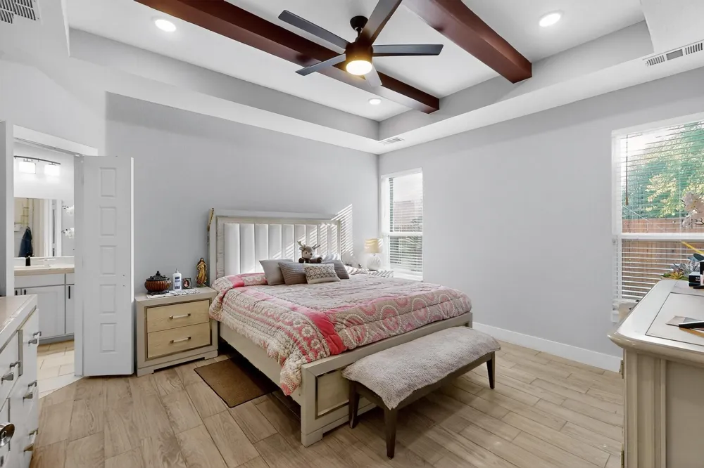 1901 Avenue E Grand Prairie, TX 75051