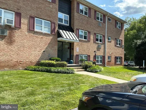 335 E LANCASTER AVENUE #D5