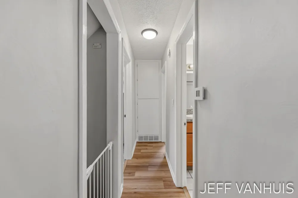 1270 Cedar Street NE Grand Rapids, MI 49503