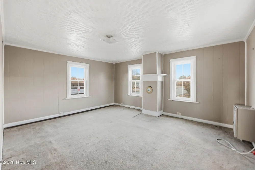 307 Dobbs Street Hertford, NC 27944
