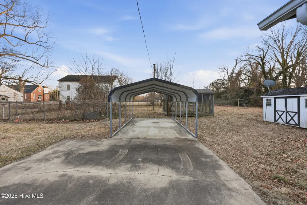 307 Dobbs Street Hertford, NC 27944