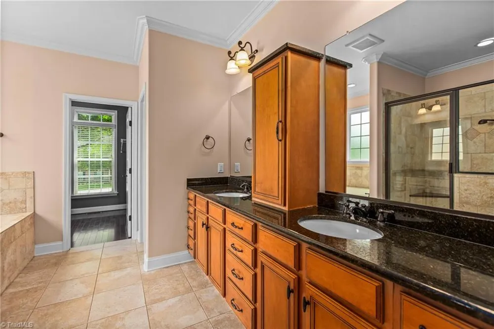 215 Essex Farm Road Advance, NC 27006