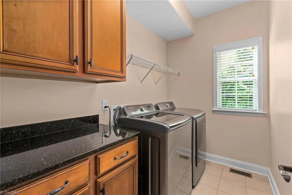 215 Essex Farm Road Advance, NC 27006