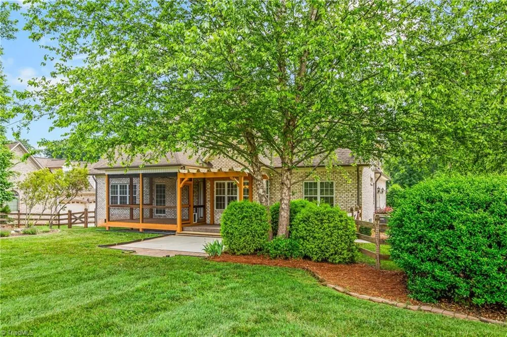 215 Essex Farm Road Advance, NC 27006