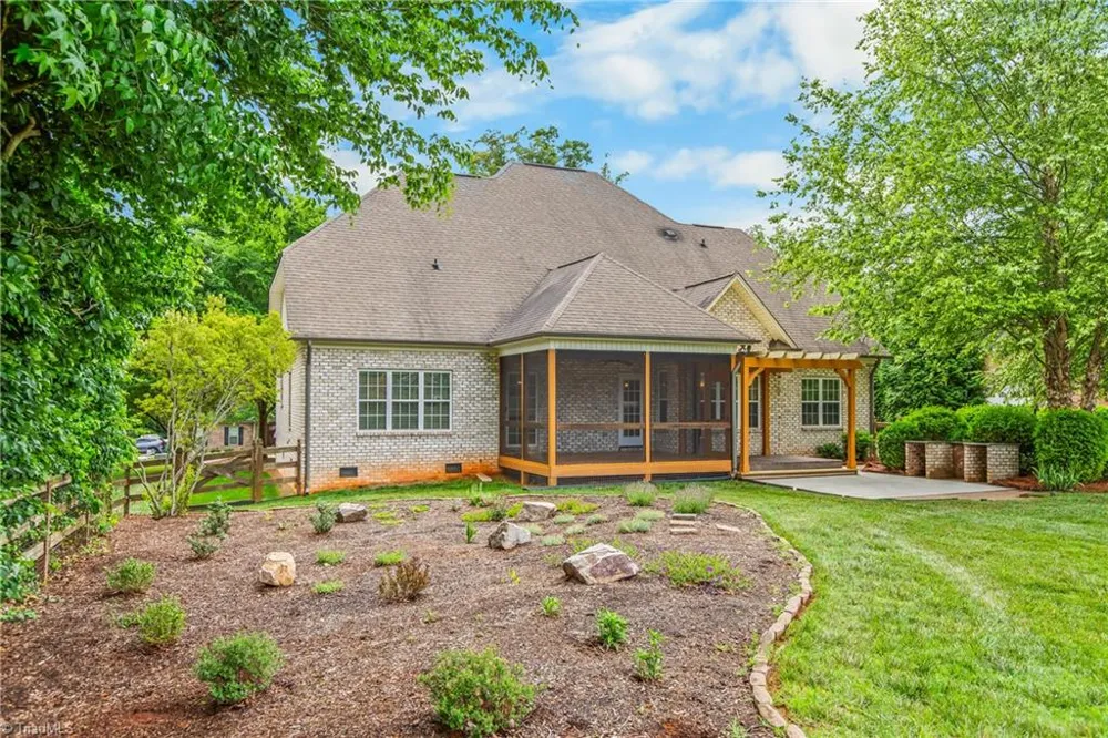 215 Essex Farm Road Advance, NC 27006