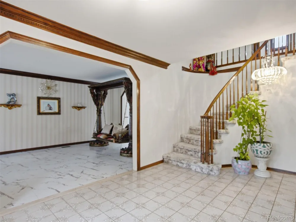 22520 Vacri Lane Farmington Hills City, MI 48335