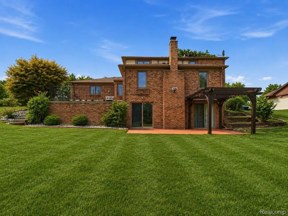 22520 Vacri Lane Farmington Hills City, MI 48335