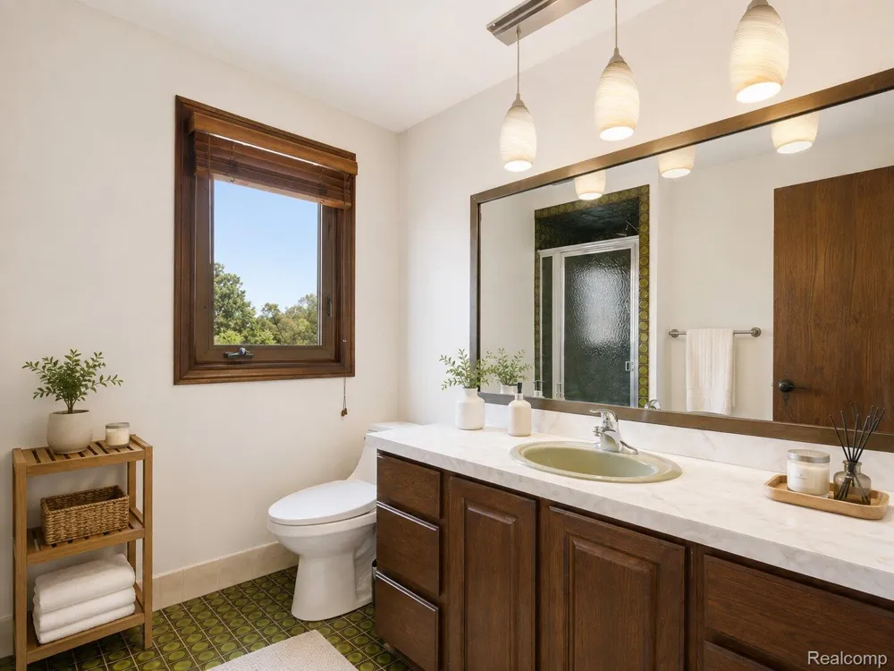22520 Vacri Lane Farmington Hills City, MI 48335