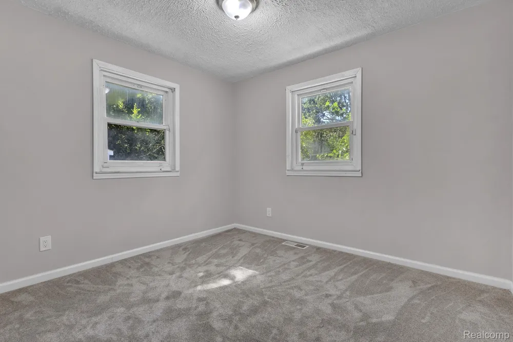 4329 11th Street Ecorse City, MI 48229