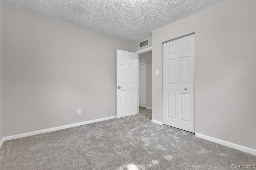 4329 11th Street Ecorse City, MI 48229