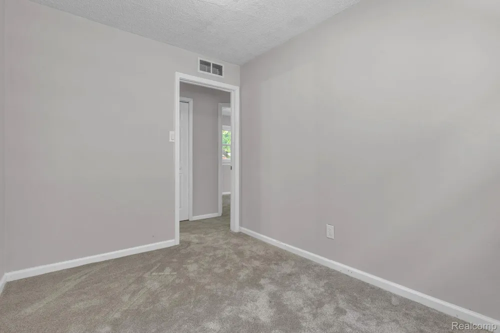 4329 11th Street Ecorse City, MI 48229